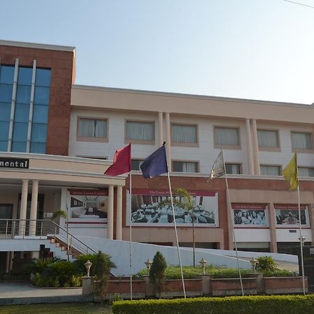 Hotel Sobti Continental Rudrapur Esterno foto